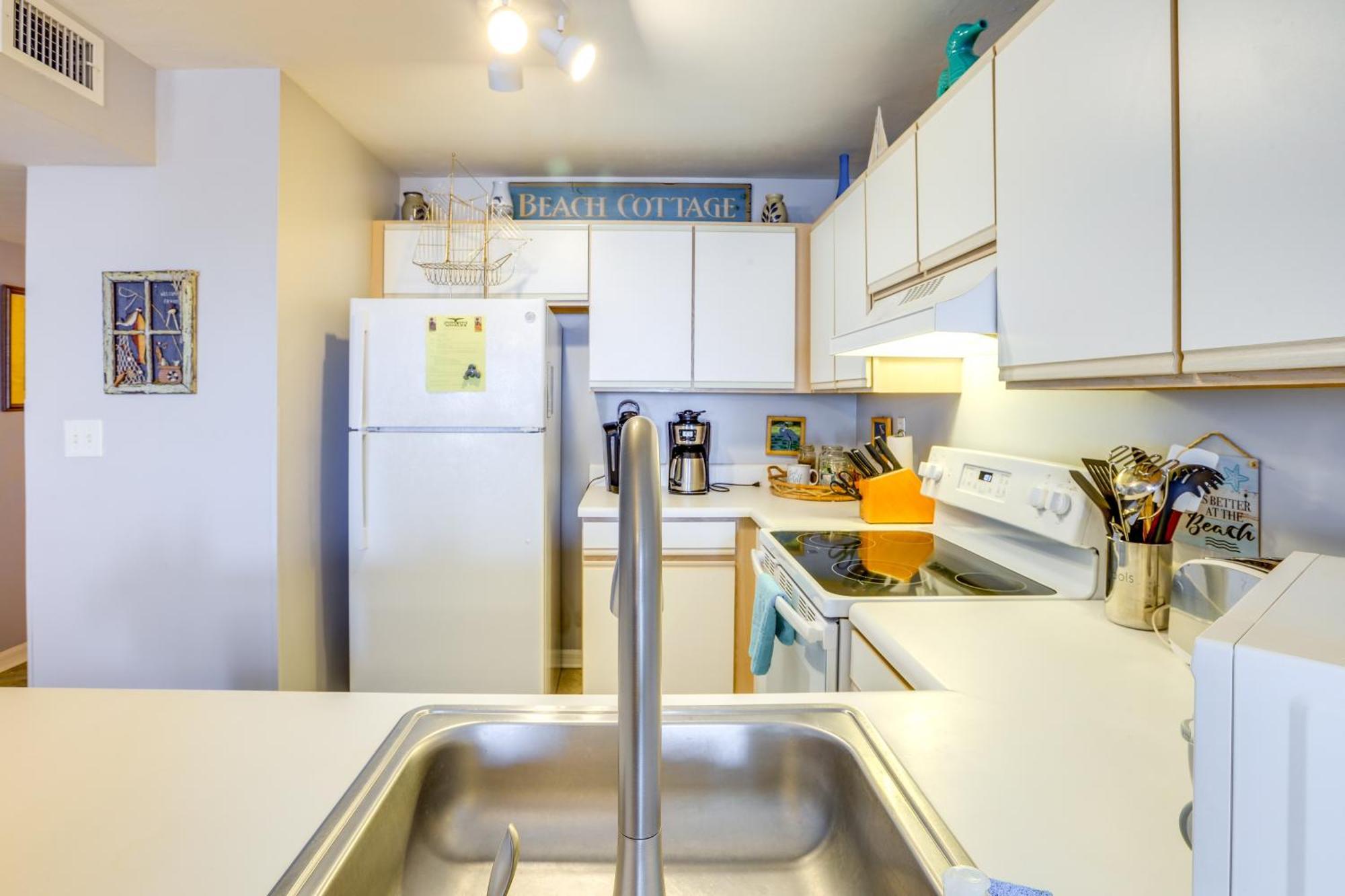 Beachfront Cedar Key Retreat With Pool Access! Екстериор снимка